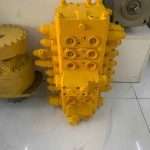 Komatsu PC128-7 dispensing valve