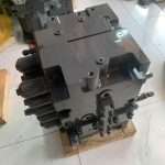 Volvo EC380D distribution valve