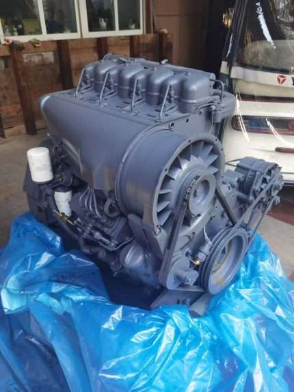 Deutz F4L914 engine