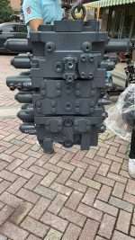 XCMG 470 distribution valve