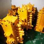 Komatsu PC120-6 dispensing valve