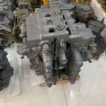 Volvo EC480D distribution valve