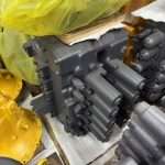 Doosan Daewoo DX420 distribution valve