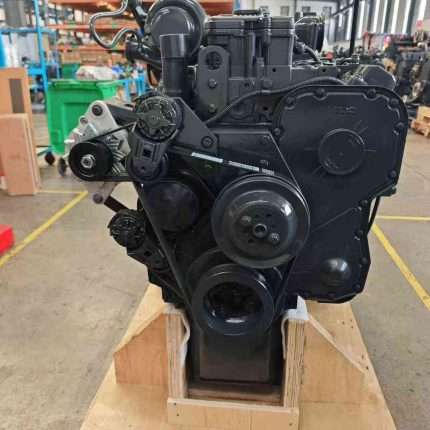 komatsu PC300-8 engine