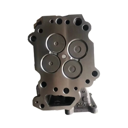 komatsu 6D125 Cylinder Head