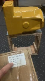 CAT 374D