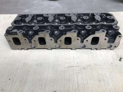 lsuzu 4JG1 Cylinder Head