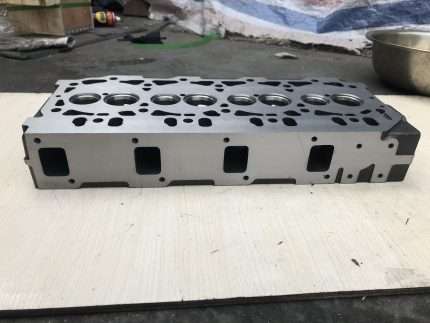 yanmar 4TNE94 Cylinder Head