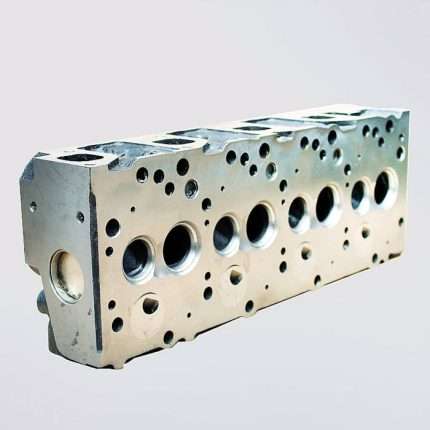 lsuzu 4JG2 Cylinder Head