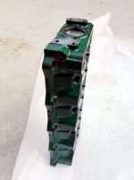 lsuzu 4LE1 Cylinder Head