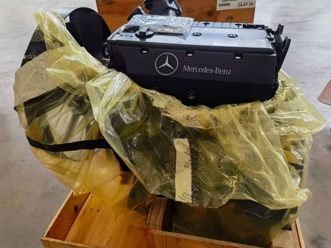 benz OM904LA engine