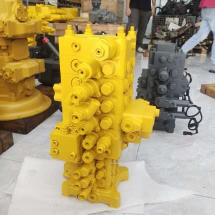 Komatsu PC160-7 Main Control Valve Assembly