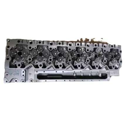 komatsu 6D114 Cylinder Head