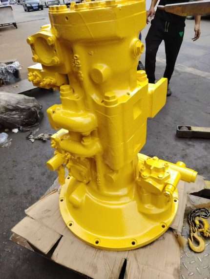 Komatsu PC300-5 Hydraulic Pump