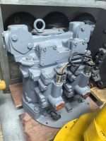 Hitachi EX120 distribution valve