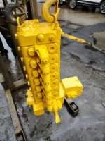 Komatsu PC60-7 dispensing valve