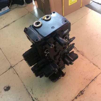 Kobelco SK75-8 distribution valve