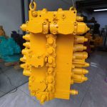Komatsu PC300-7 dispensing valve